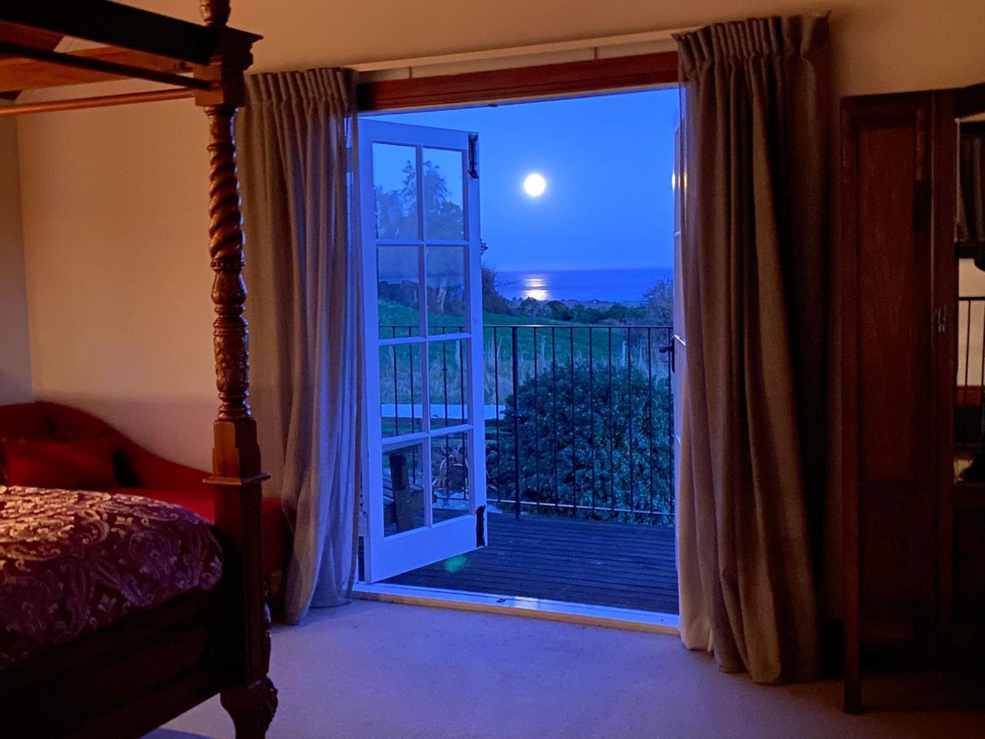 Sky Harbour Villa